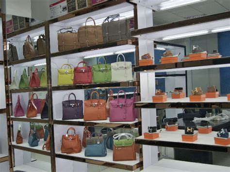 replica bag market guangzhou